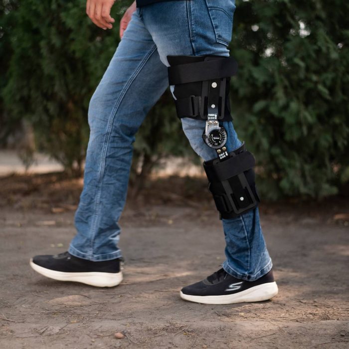 bombay surgical tynor d-10 r.o.m. knee brace 18″/46cm
