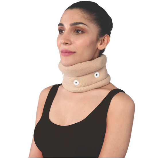 Vissco cervical collar regular with chin support 